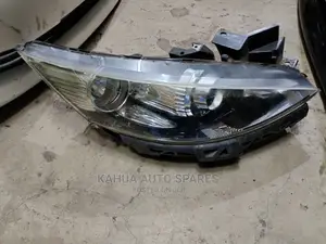 Mazda Biante Non Xenon Headlights