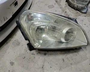 Nissan Dualis Xenon Headlights