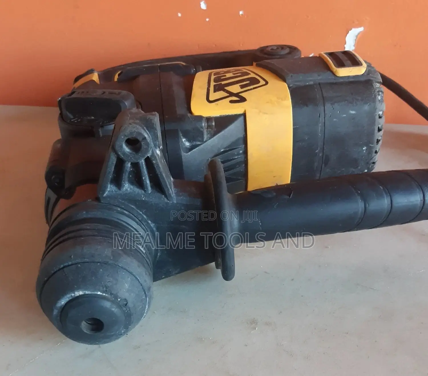 Hammer Drill - JCB 900w, Rotary 240v - Ex-Uk