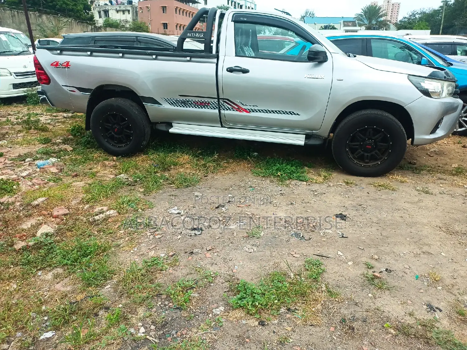 Toyota Hilux WORKMATE 4x4 2015 Silver