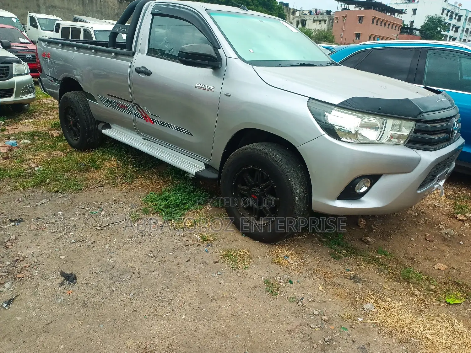 Toyota Hilux WORKMATE 4x4 2015 Silver