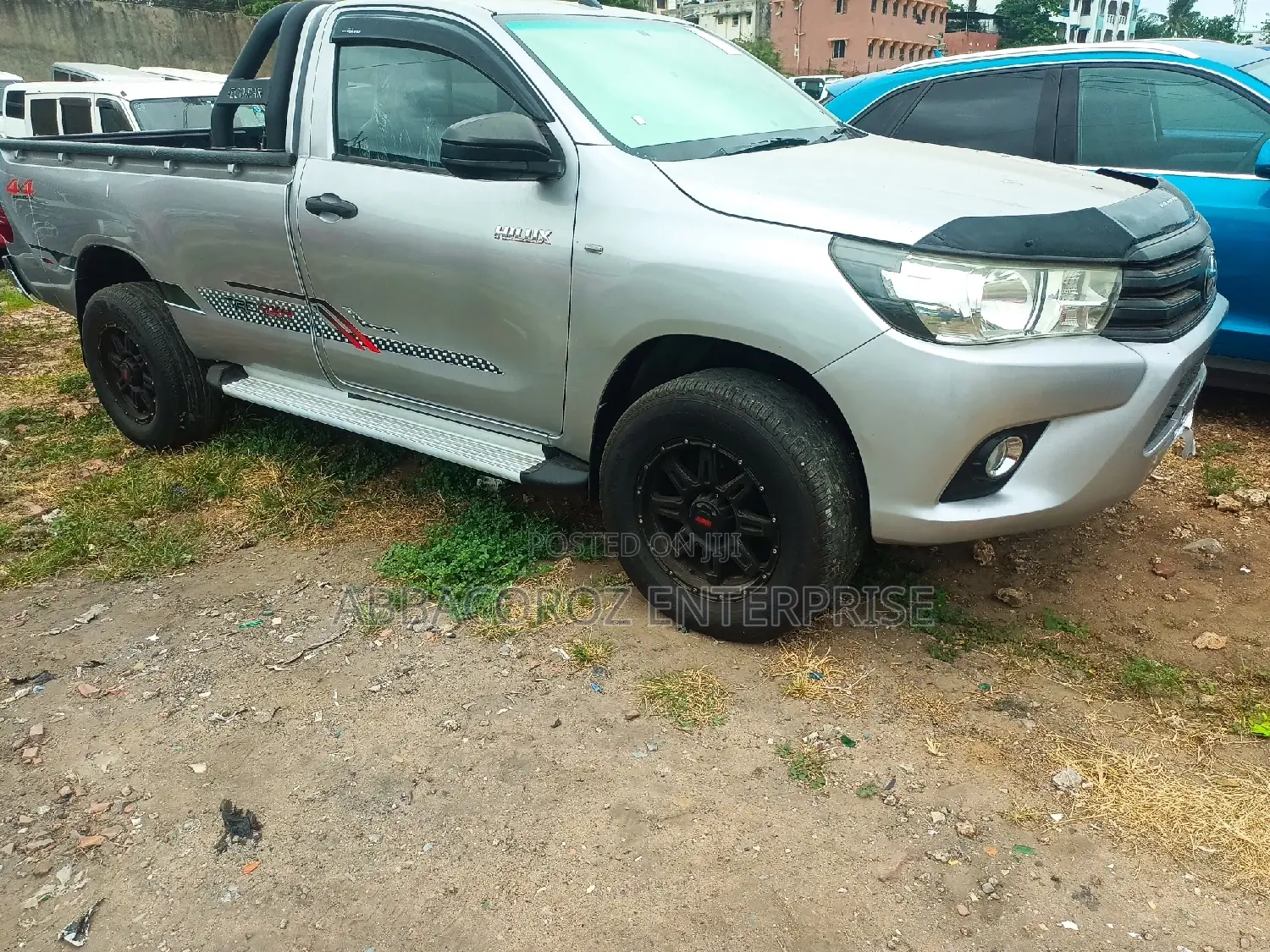 Toyota Hilux WORKMATE 4x4 2015 Silver