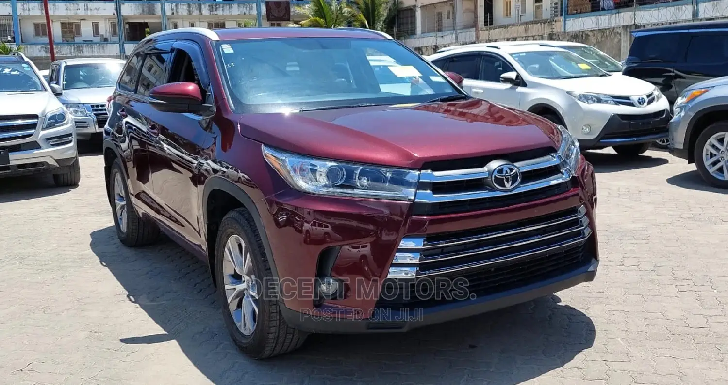 Toyota Kluger 2016 Red