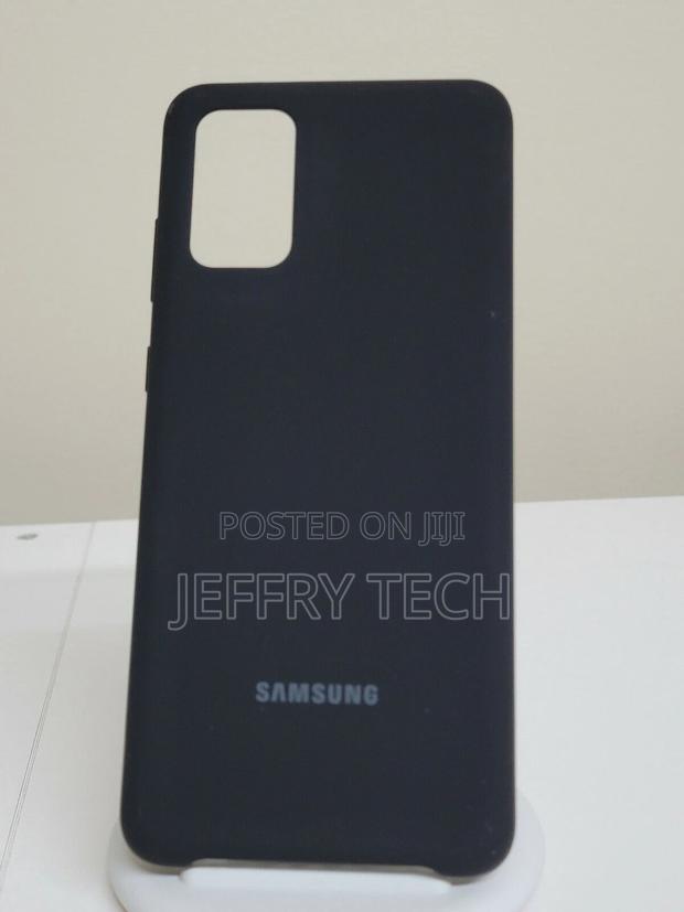 Samsung Silicone Cover for Galaxy S20 Plus 5G - Black - thumbnail 3