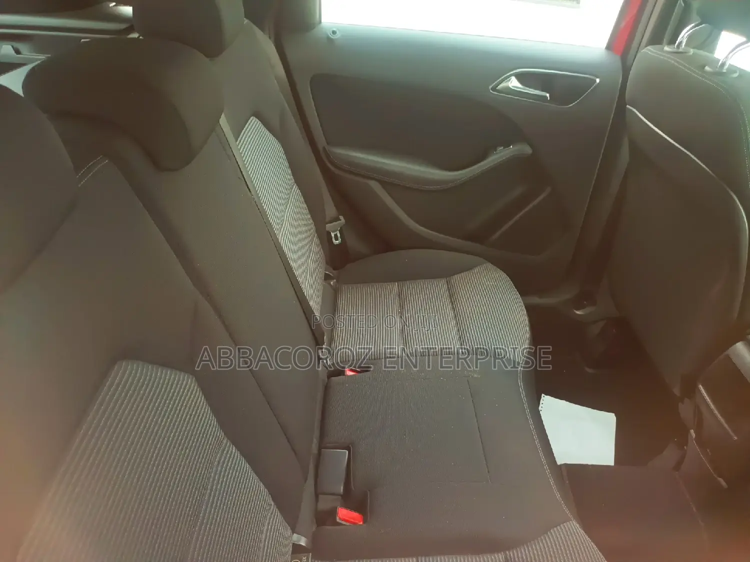 Mercedes-Benz B-Class 2015 Red