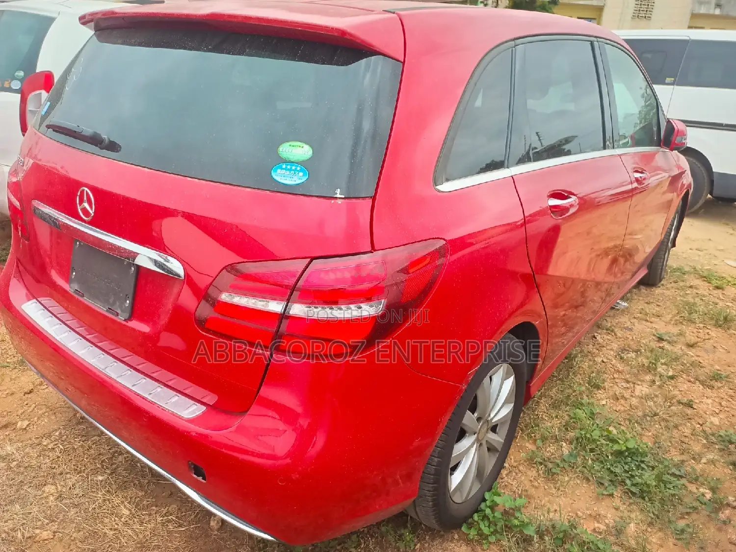 Mercedes-Benz B-Class 2015 Red