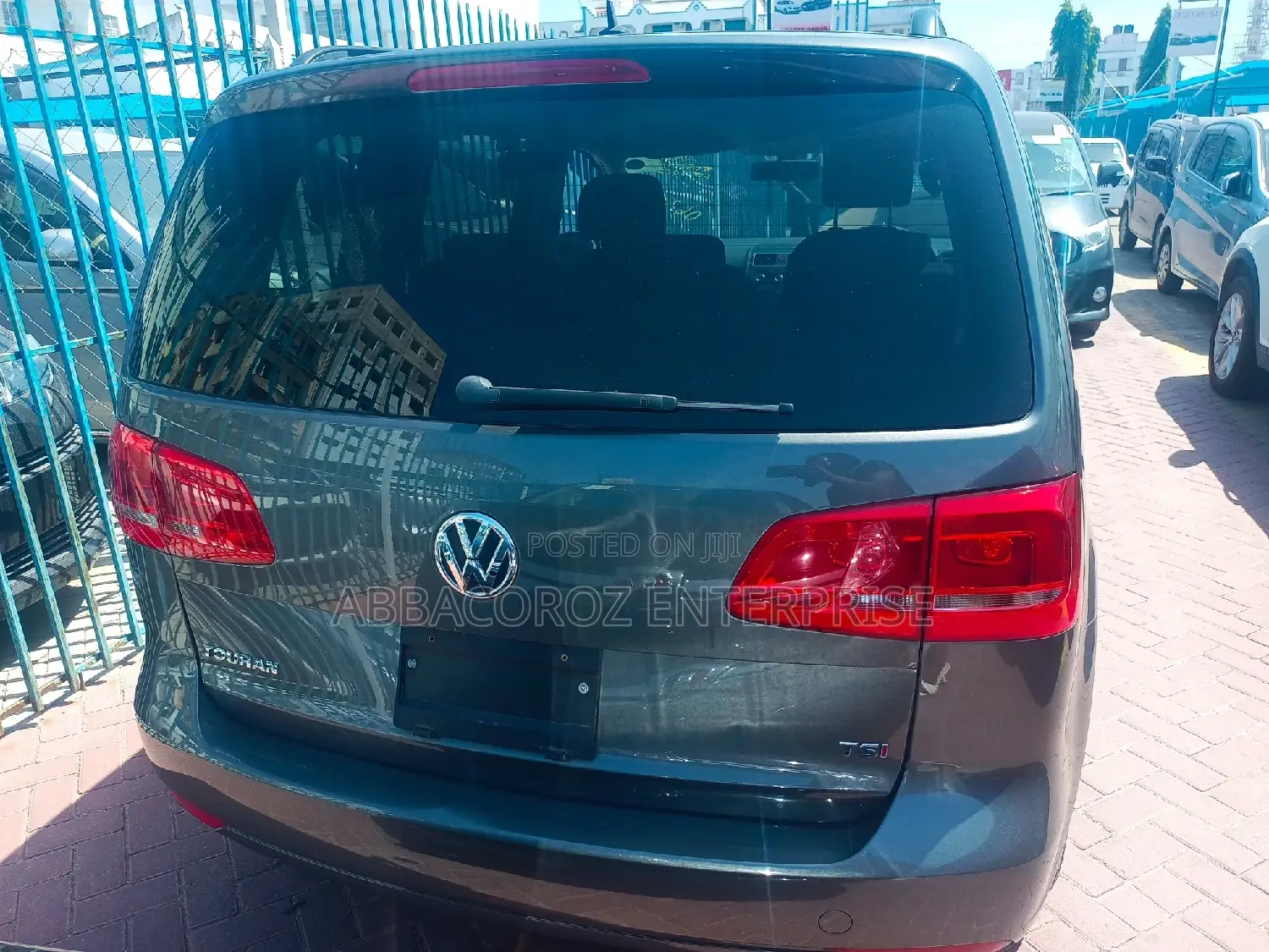 Volkswagen Touran 2016 Gray