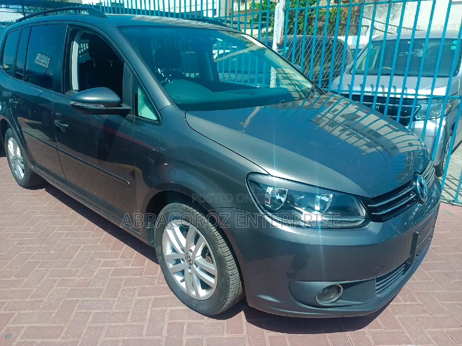Volkswagen Touran 2016 Gray