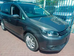 Volkswagen Touran 2016 Gray