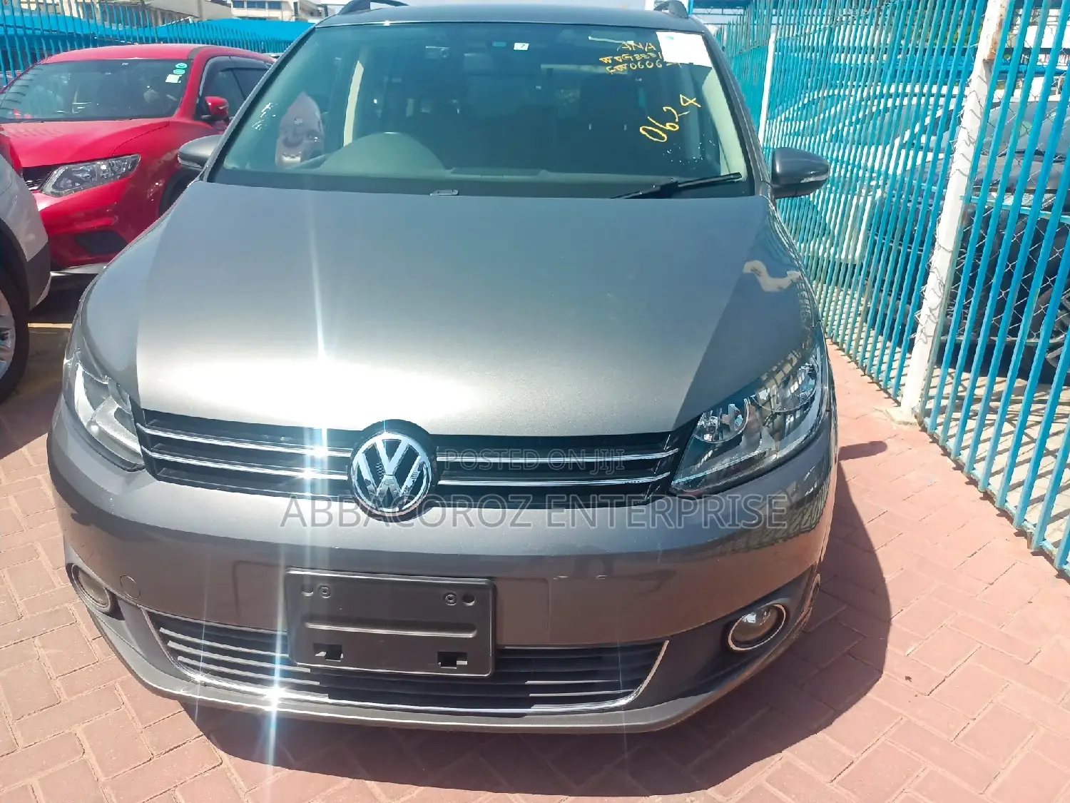 Volkswagen Touran 2016 Gray