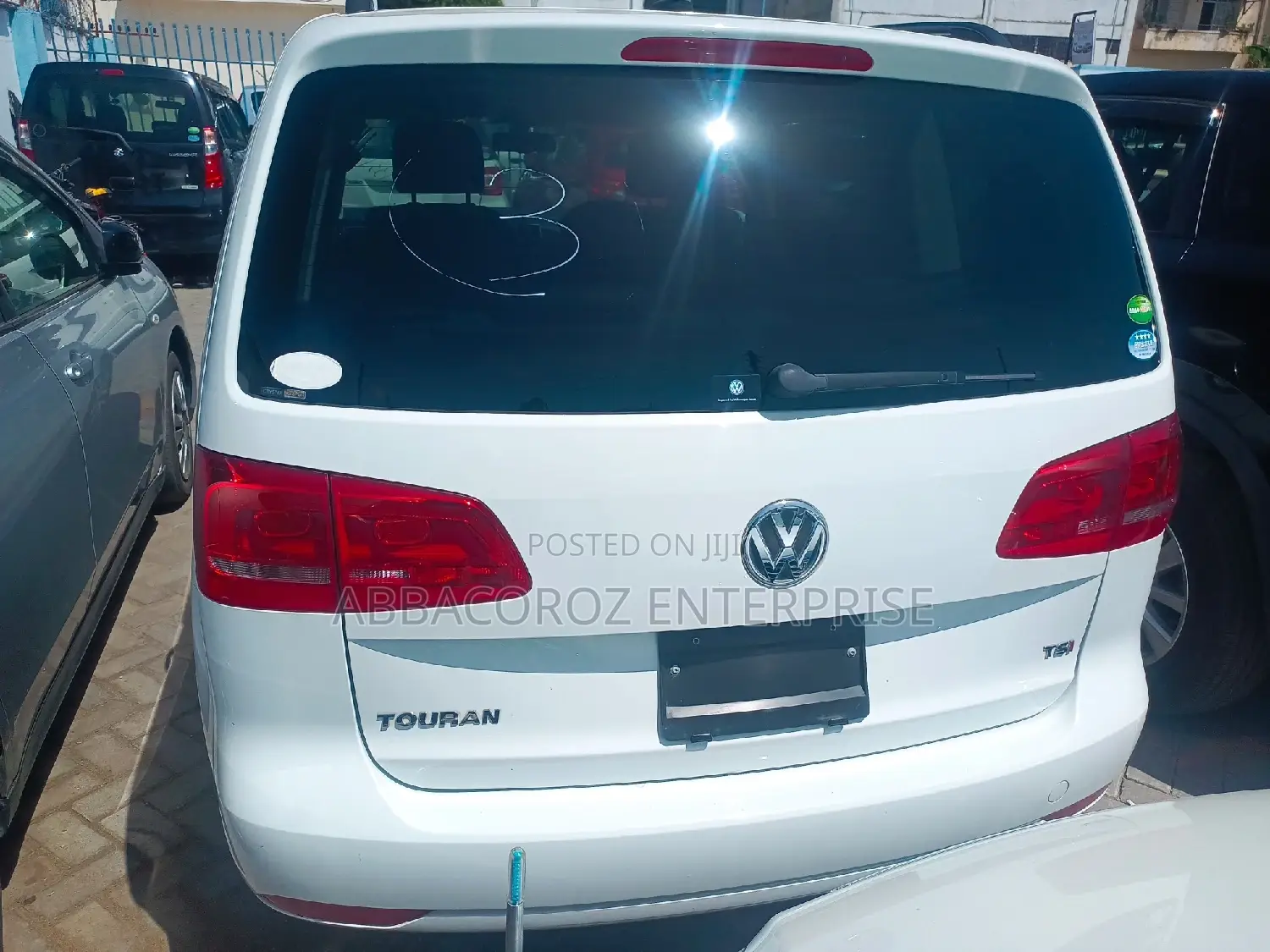 Volkswagen Touran 2015 White