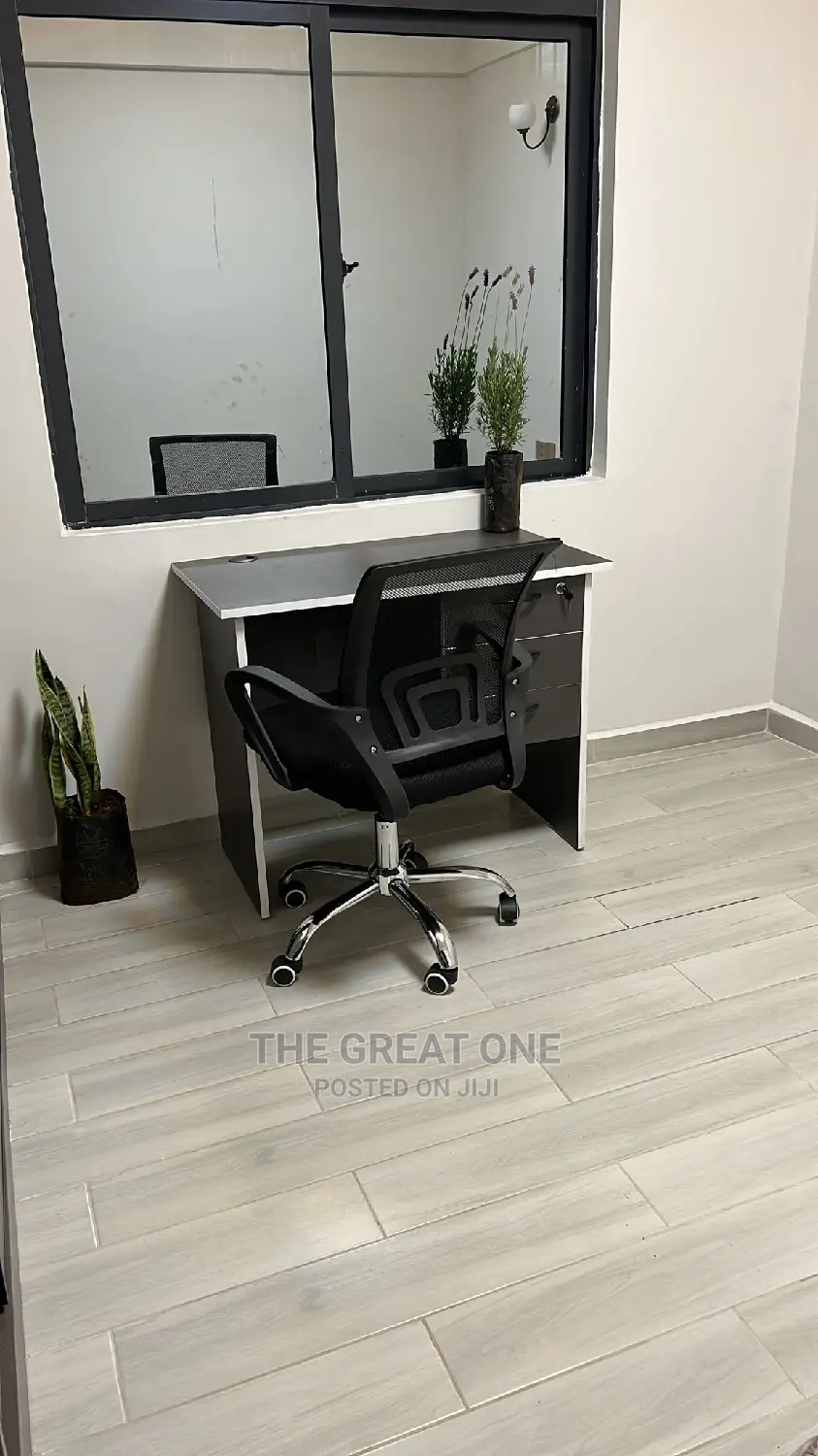 Office Desk