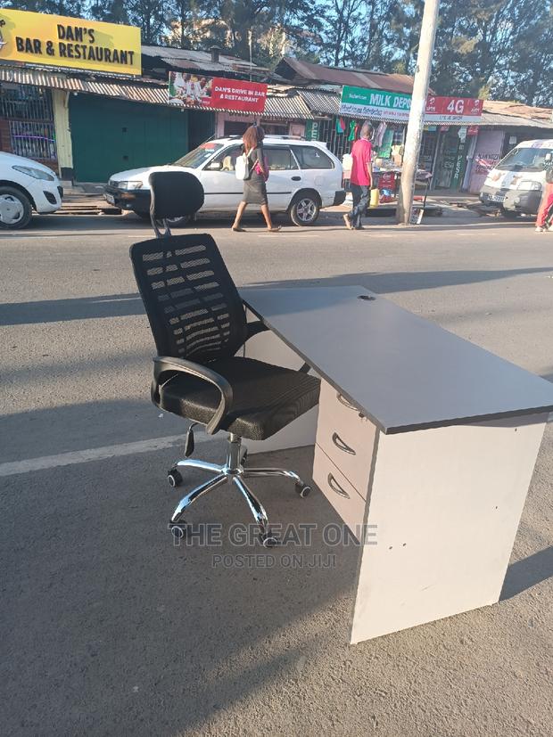 Office Desk+Office Chair