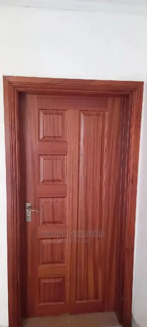 7bdrm Maisonette in Clay City, Kasarani for Sale