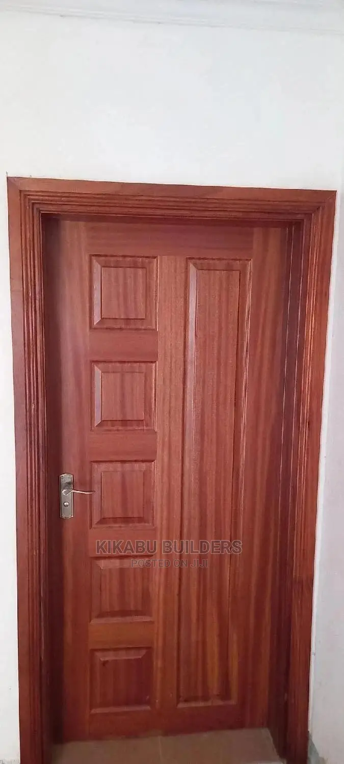 7bdrm Maisonette in Clay City, Kasarani for Sale