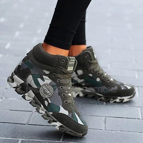 Combat Hightop Size:37-42 - thumbnail 2