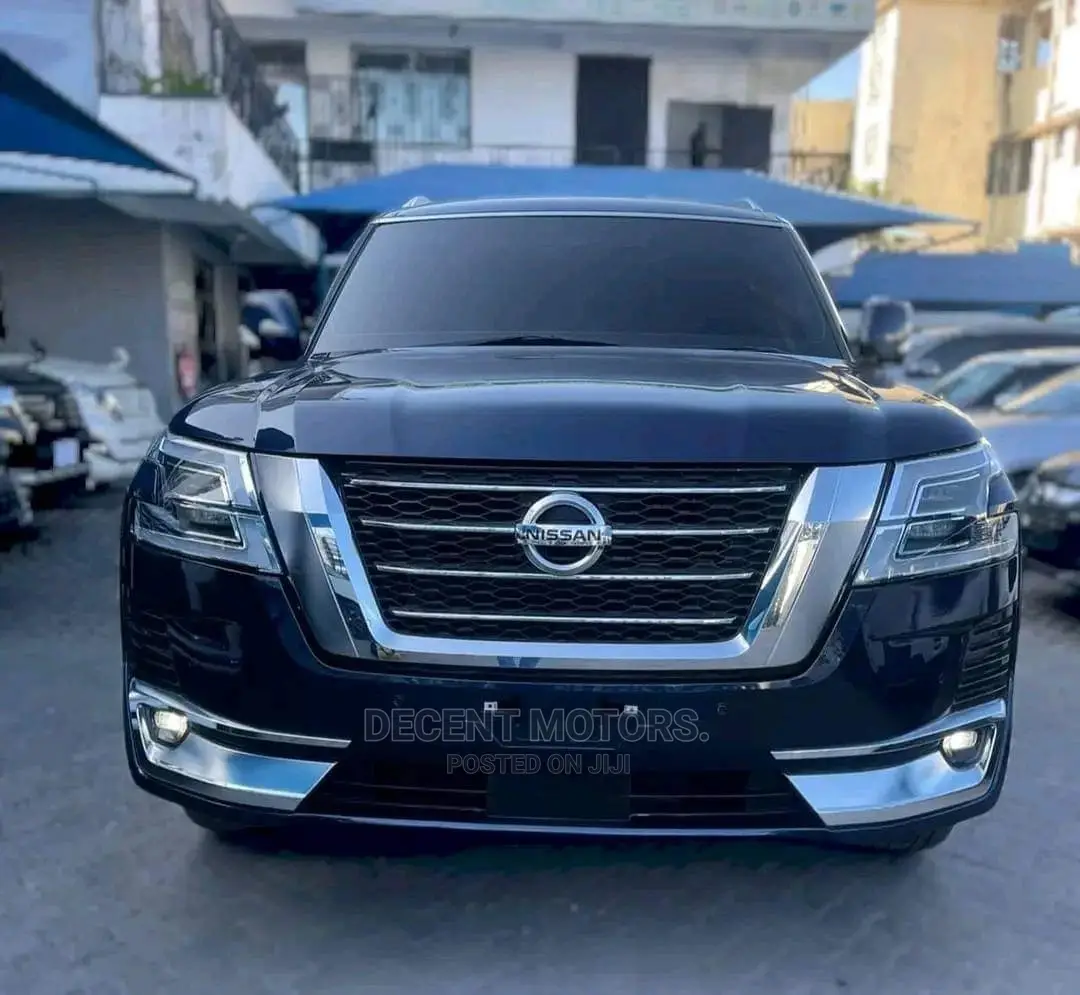 Nissan Patrol 2016 Black