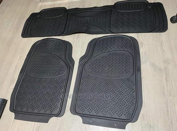 Heavy Duty Rubber 3pc Car Floor Mats - main view