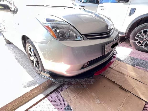Car Fitted With Gloss Black Universal Bumper Lip - thumbnail 2