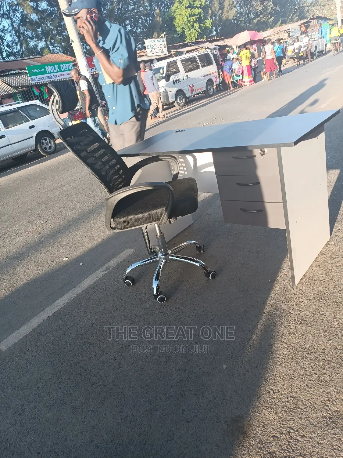 Office Desk+Office Chair