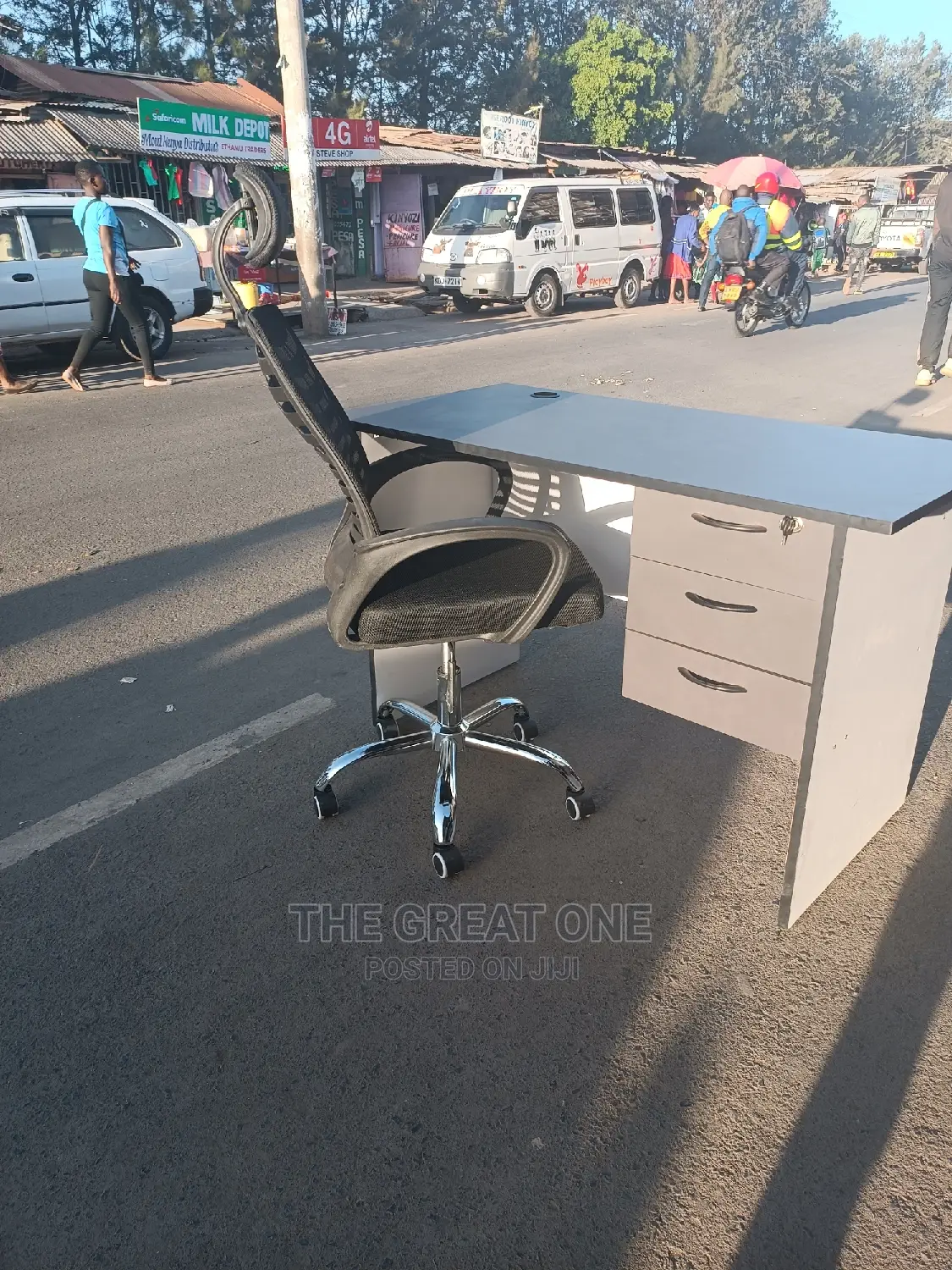Office Desk+Office Chair