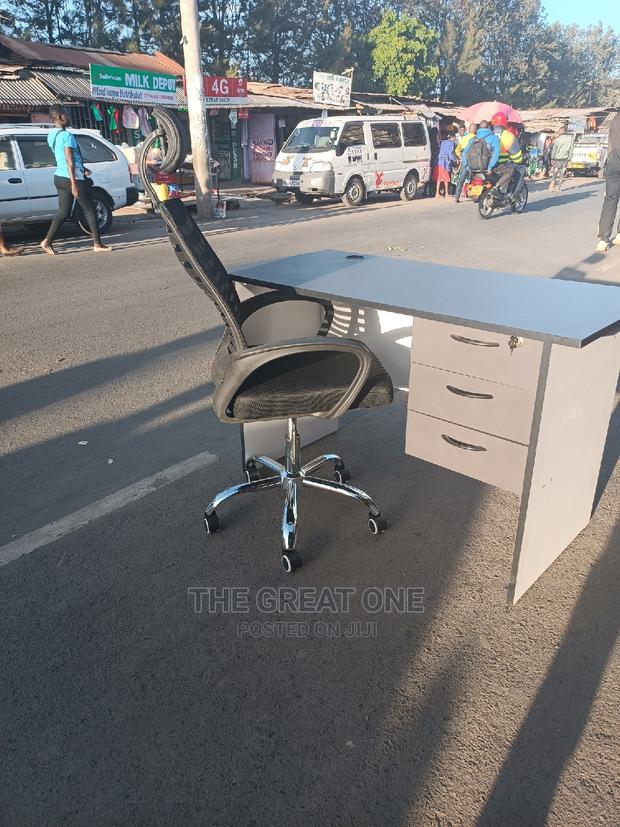 Office Desk+Office Chair