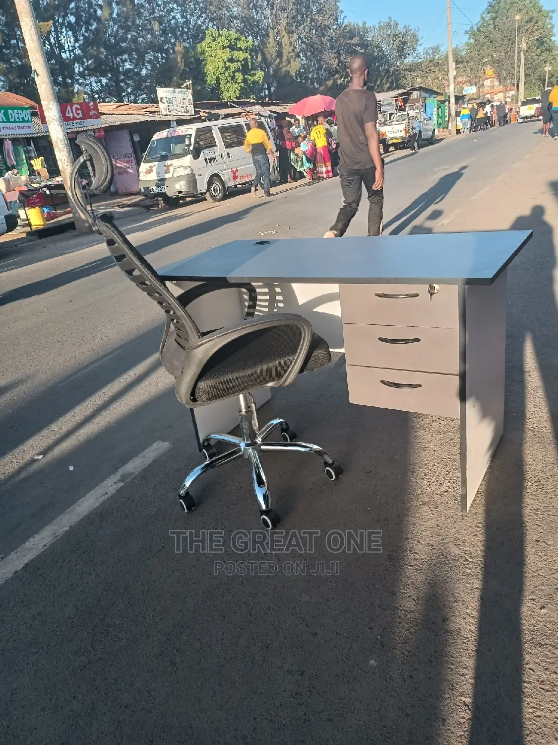 Office Desk+Office Chair
