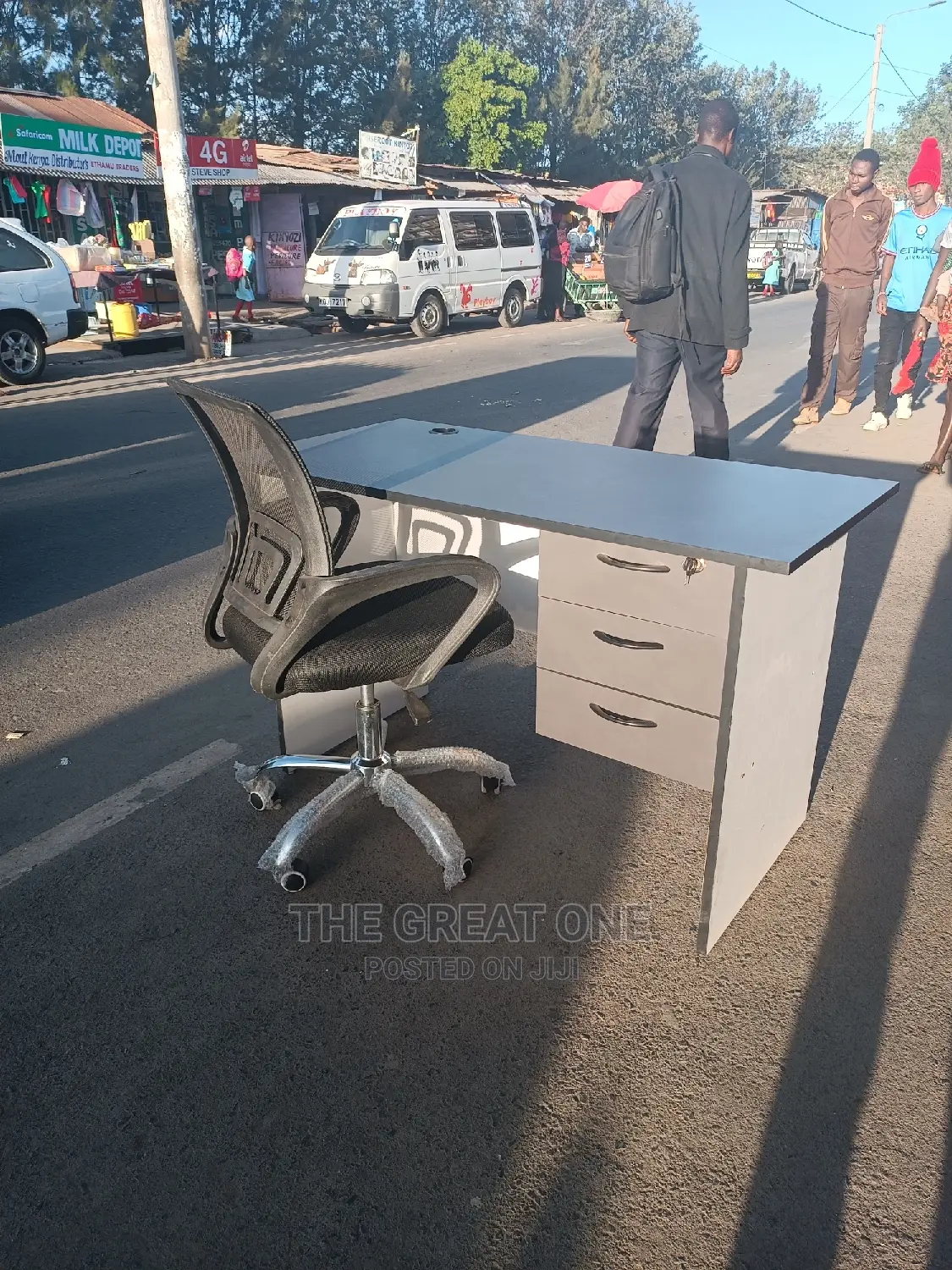Office Desk+Office Chair
