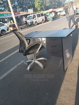 Office Desk+Office Chair