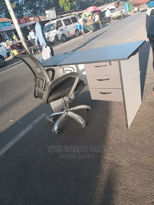 Office Desk+Office Chair