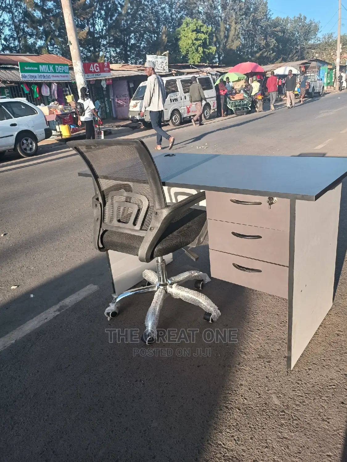 Office Desk+Office Chair