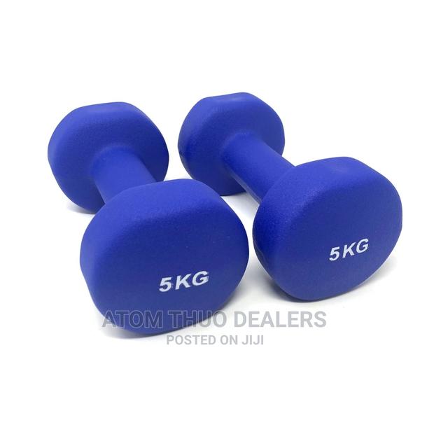 5kg Neoprene Dumbbell - main view