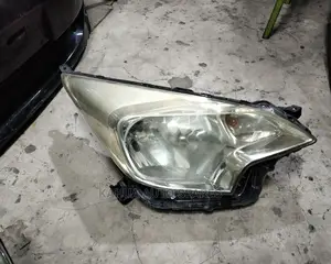 Ractis 2010-2012 Non Xenon Headlights