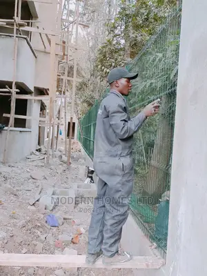 Beautiful and Strong Anti Climb Mesh Fences