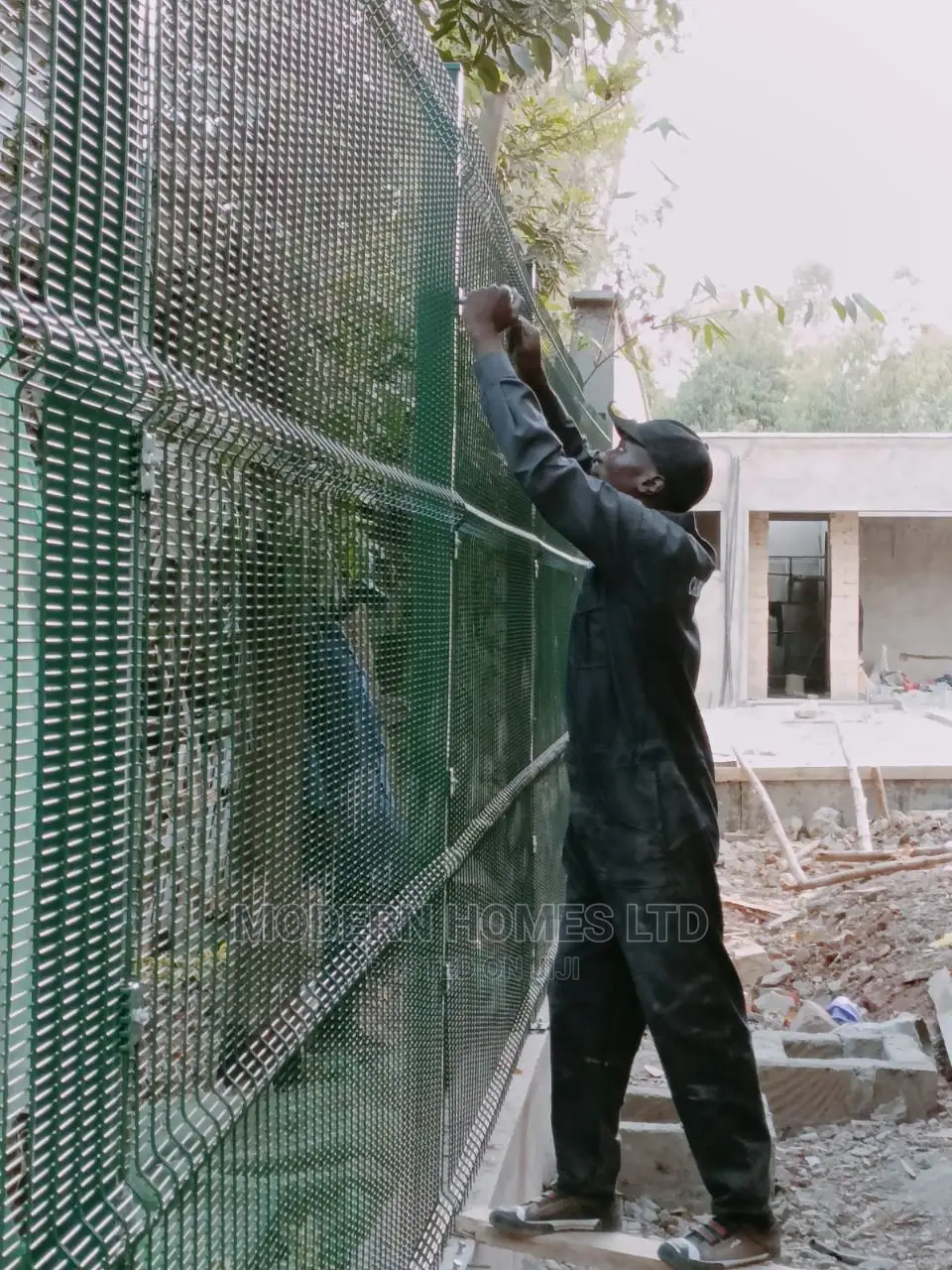 Beautiful and Strong Anti Climb Mesh Fences