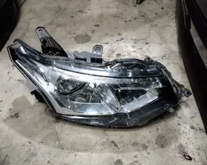 Outlander 2015 Non Xenon Headlights