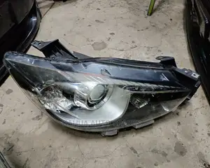 CX5 Xenon Headlights