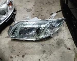 Fielder/Axio 2010 Non Xenon Headlights Green Shade