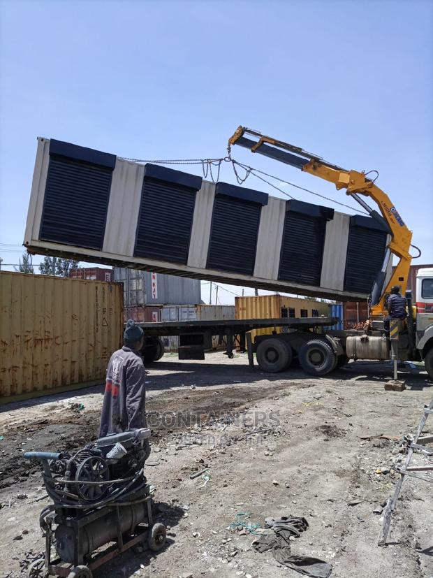 40ft Container Stalls.