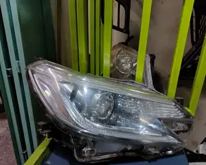 Toyota Mark X 2014/2015 Headlights Xenon