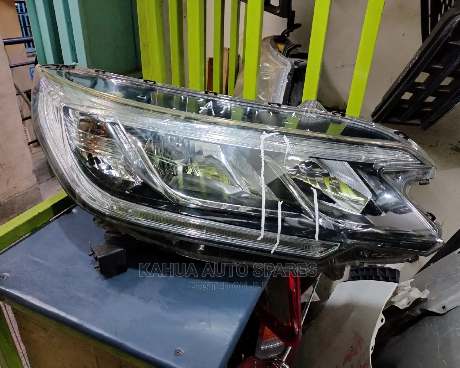 Honda CRV RM1 Headlights