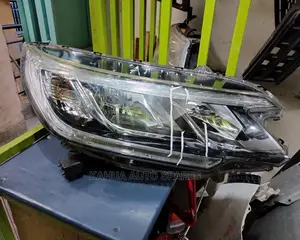 Honda CRV RM1 Headlights