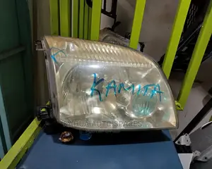 Xtrail Nt30/2005 Non Xenon Headlights