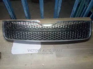 Nze 2005 Front Grill Ex Japan