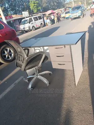 Office Desk+Office Chair