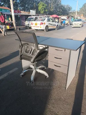 Office Desk+Office Chair