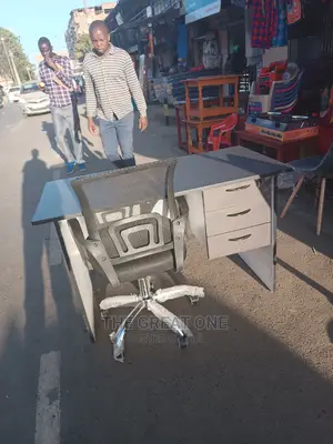 Office Desk+Office Chair