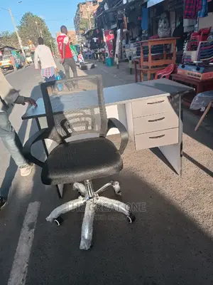 Office Desk+Office Chair