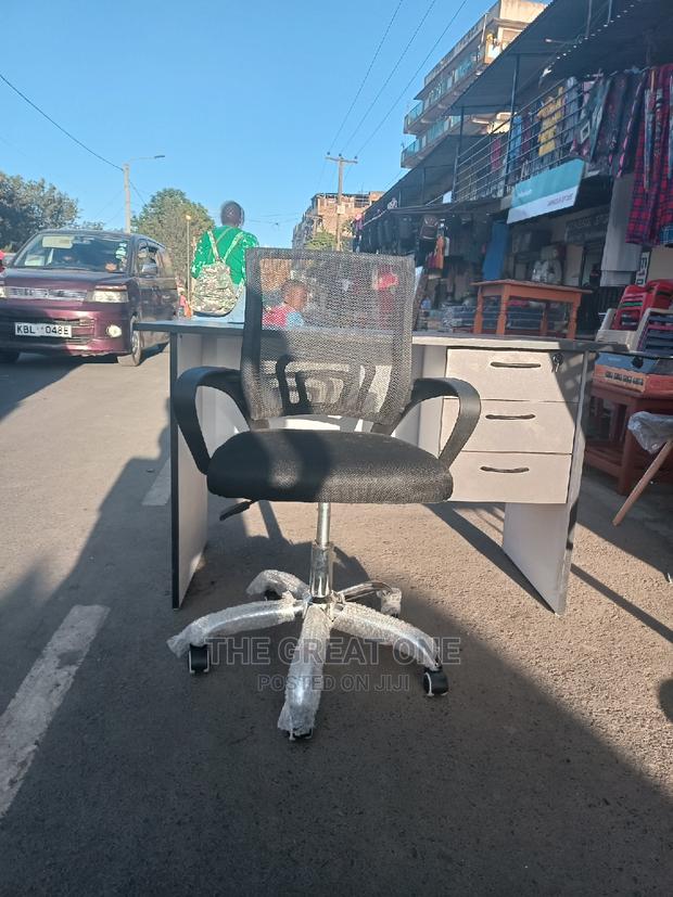 Office Desk+Office Chair