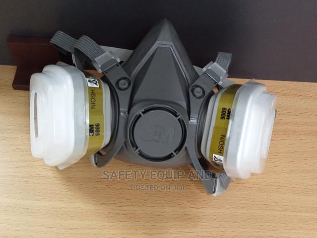 3M Half Mask Respirators - thumbnail 2